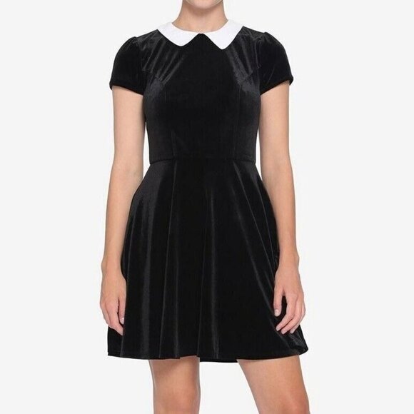 Hot Topic Black & White Collar Velvet Mini Dress Women's Size XXL Fit & Flare - Picture 1 of 11